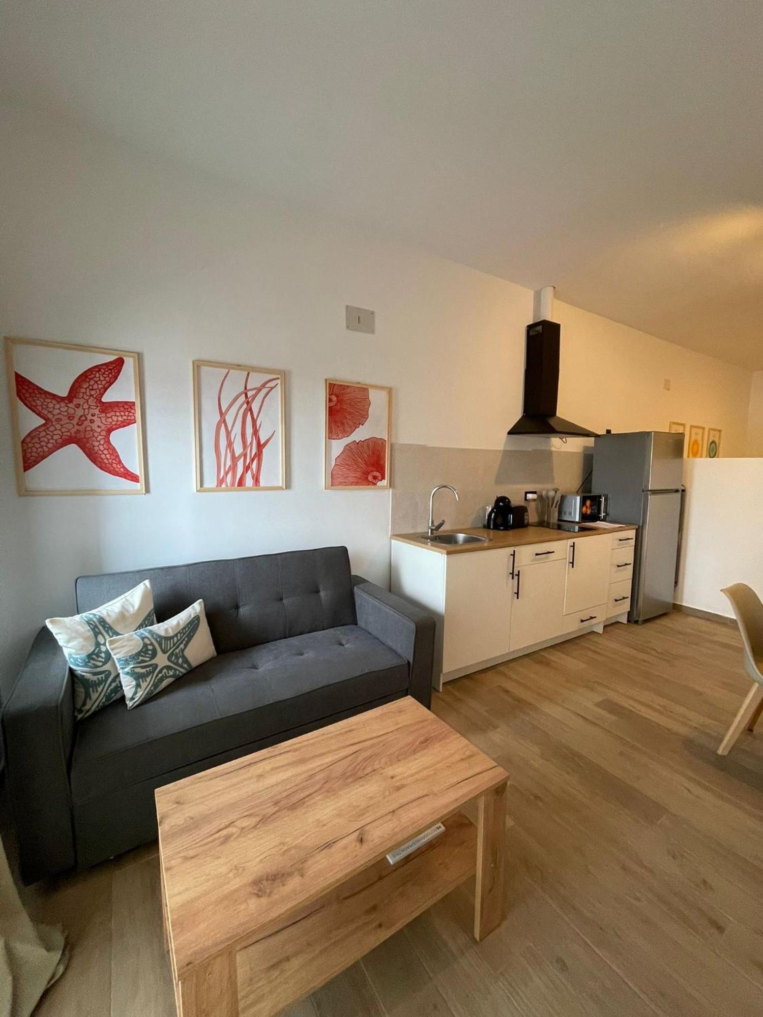 Apartamentos Matilda Conil De La Frontera Exteriör bild
