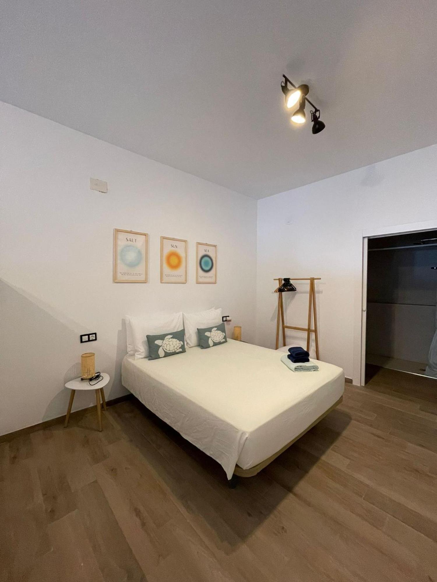 Apartamentos Matilda Conil De La Frontera Exteriör bild