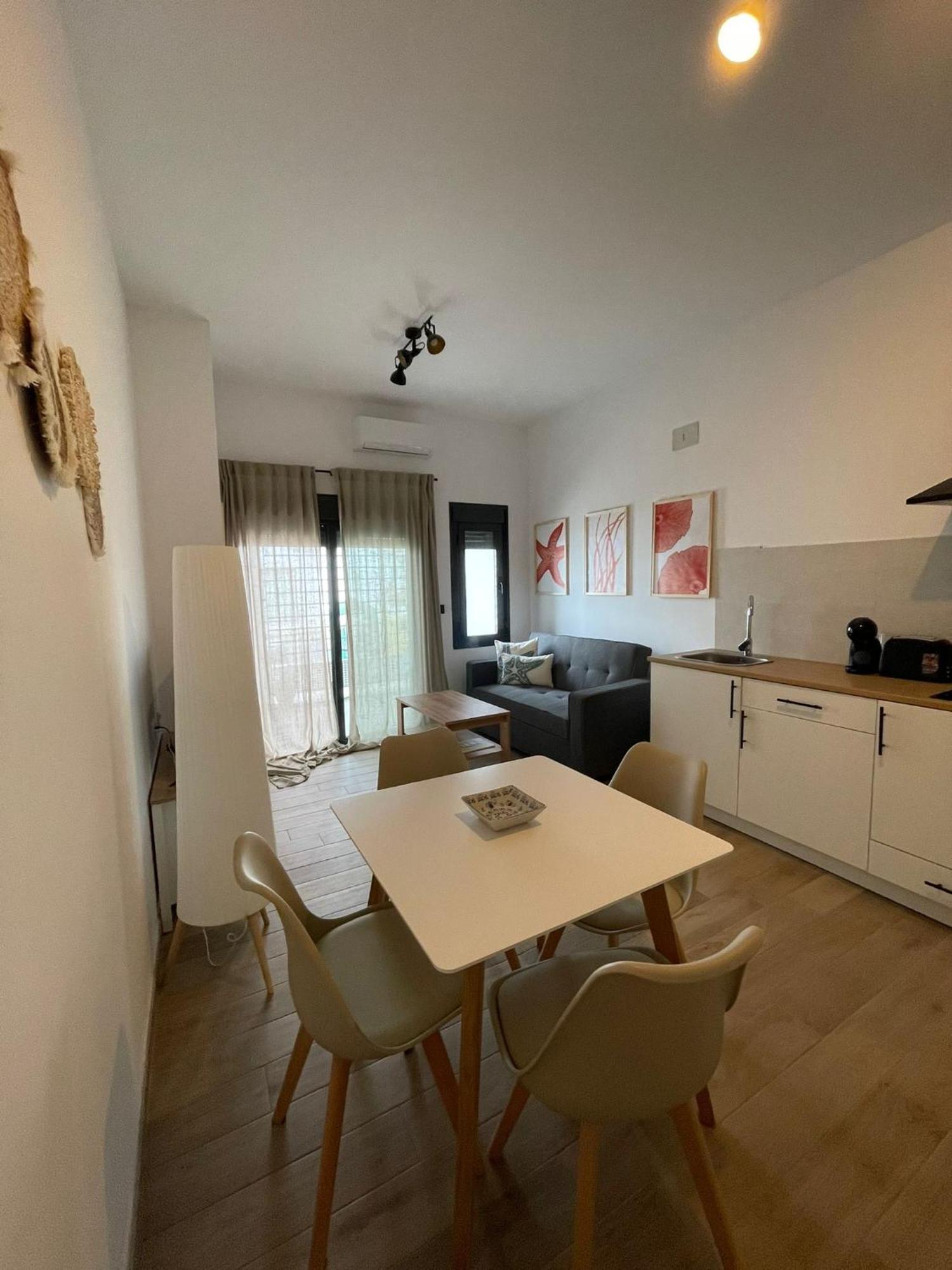 Apartamentos Matilda Conil De La Frontera Exteriör bild